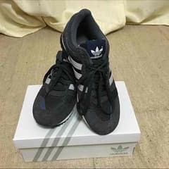 adidas アディダス ZXシリーズ スニーカーのサムネイル