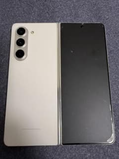 8ヶ月使用★Galaxy Z Fold5 256GB クリーム 韓国版のサムネイル