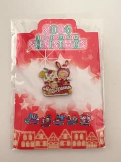 メゾピアノ　特別限定ピンバッチ　2004クリスマスのサムネイル