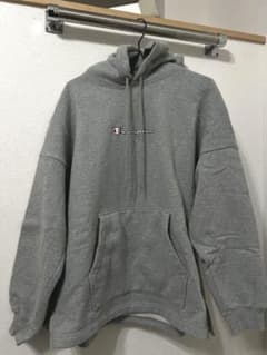 Champion グレー パーカー Mサイズのサムネイル