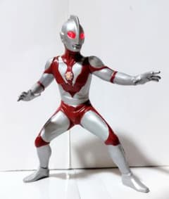 ウルトラマンパワード アルティメットルミナス フィギュア ソフビ