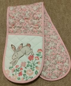 12/15まで！Cath Kidstonのうさぎ柄ミトン 未使用のサムネイル