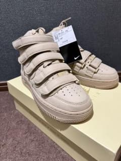ビリーアイリッシュ×NIKEエアフォース1ハイのサムネイル