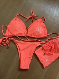 ネオンオレンジ 三角ビキニ BEST BODY ネオンオレンジ 三角ビキニ BEST BODY - メルカリ
