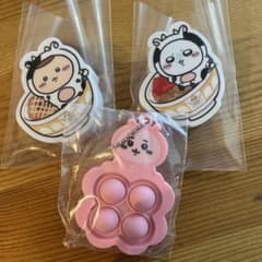 ちいかわ　すきすきセット　ダイカットマグネット、ガスト　プッシュポップのサムネイル