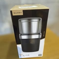 ⭐︎電動コーヒーミル M200B 掃除ブラシ付 コンパクト 黒のサムネイル
