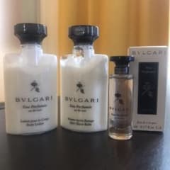 ブルガリ 3点セット未使用 香水 ローションのサムネイル