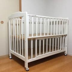 ベビーベッド Katojiのサムネイル