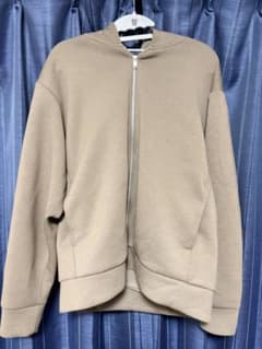 GU パーカー ベージュのサムネイル