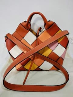 美品:限定品LOEWE/ロエベ/ウーブンバスケットショルダー&ハンドバッグのサムネイル