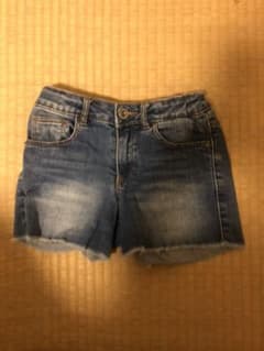 ザラ デニムショートパンツ キッズのサムネイル