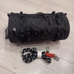 topologie barrel シリンダーバッグ 黒 ボトルサコッシュ - メルカリ