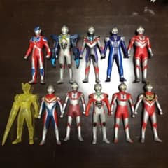 ウルトラマン？ソフビ人形セットのサムネイル