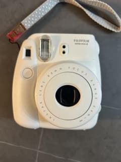 [ジャンク] FUJIFILM instax mini 8 本体 ホワイトのサムネイル