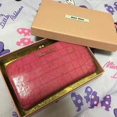 正規品☆miumiuがま口財布のサムネイル
