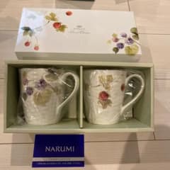 【未使用品】NARUMI ペアマグカップ 箱入りのサムネイル