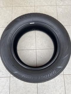 23年製造レグノGRVⅡ 美品‼︎ 225/60R17 1本のサムネイル