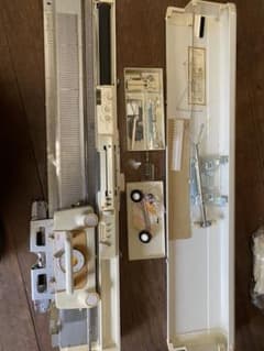 （期間限定）シルバー　編み機　SK326と取り扱い説明書のサムネイル