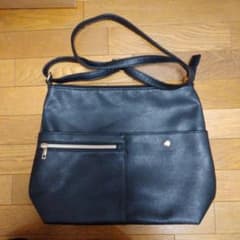 ショルダーバックのサムネイル
