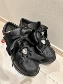 HARAJUKU CS T&P 厚底スニーカー リボン ビジュー 黒のサムネイル