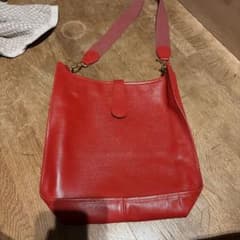 L*0様 HERMES ショルダーバッグ レッドのサムネイル