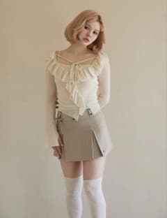 andmary alison frill topsのサムネイル