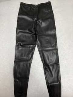 ZARA フェイクレザースキニーのサムネイル
