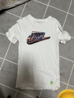 NIKE  Tシャツのサムネイル