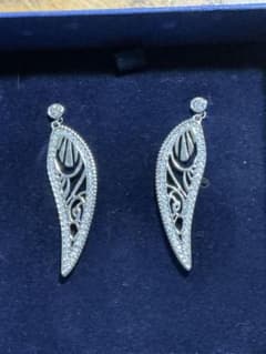 Swarovski ピアスのサムネイル