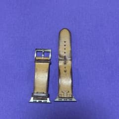 Tory Burch Apple Watch用レザーバンドのサムネイル