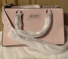 GUESSお見逃しなく！通常価格22,000円が、今ならたったの20,000円 