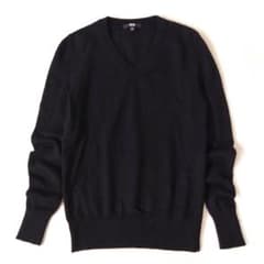 ユニクロ　ニット　カシミヤ100%　Vネック　М　黒　シンプル