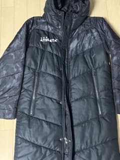 ATHLETA ベンチコート ブラック サイズ140のサムネイル