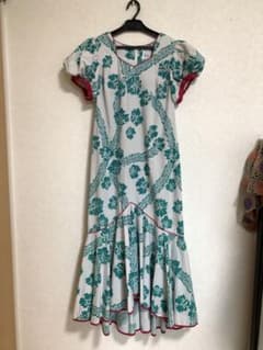 Yen's Casual Hawaii フラダンスドレスのサムネイル