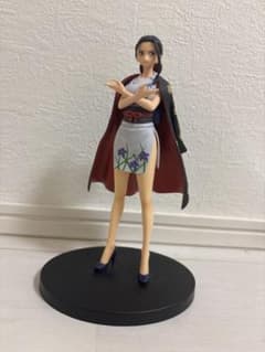 ワンピース ニコ・ロビン フィギュアのサムネイル