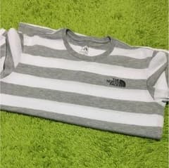 THE NORTH FACE Tシャツのサムネイル