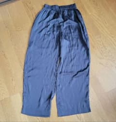 Spick & Span　サテンイージーパンツのサムネイル