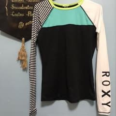 ROXY  ラッシュガードのサムネイル