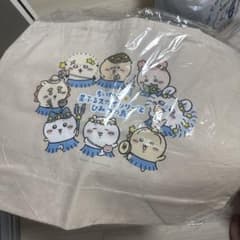 ちいかわ 星ふるスカイツリーとひみつの島 トートバッグのサムネイル