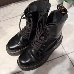 Dr. Martens JADON 8ホール？　 合っているか不明ですのサムネイル