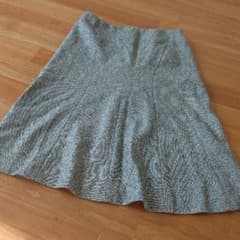 [値下げ！]美品  上品膝丈スカートのサムネイル