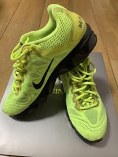 NIKE ナイキ ランニングシューズ　スニーカー  蛍光　イエローのサムネイル