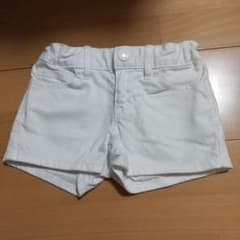 期間限定値下げ‼️ GAP ショートパンツ 120サイズのサムネイル