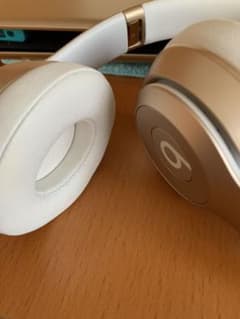 正規品 beats solo2 wireless ビーツ　ゴールドのサムネイル