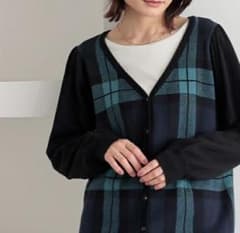 ニットカーディガン　グリーン＆ブラック　タータンチェックのサムネイル