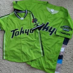 東京ヤクルトスワローズ　ユニフォーム　130cm＋フリーサイズのサムネイル