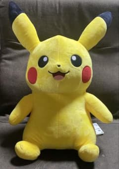ピカチュウ　ぬいぐるみ　笑顔verのサムネイル