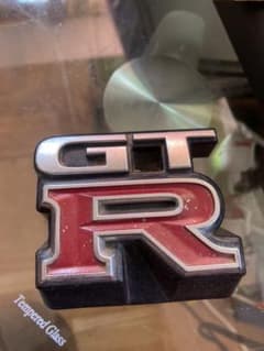 日産　スカイライン　GT-R R33 フロントエンブレムのサムネイル