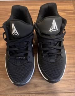 Nike Ja 1 バスケットボールシューズのサムネイル