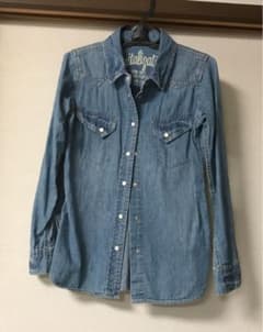 【値下げ】AZUL by moussy デニムシャツのサムネイル